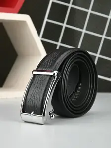 BuckleUp Men Textured Formal Belt