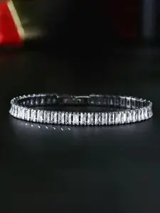 Peora Men Silver-Plated American Diamond Studded Link Bracelet
