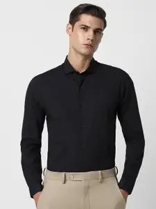 Peter England Spread Collar Long Sleeves Slim Fit Formal Shirt