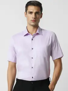Van Heusen Short Sleeves Spread Collar Cotton Opaque Formal Shirt