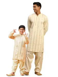 VASTRAMAY Embroidered Mirror Work Kurta with Patiala