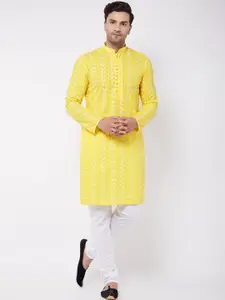 VASTRAMAY Floral Embroidered Straight Chikankari Pure Cotton Kurta with Churidar