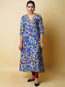 Unnati Silks Women Geometric Printed Flared Sleeves Sequinned Handloom Kurta