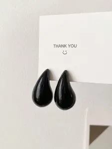 VAGHBHATT Stainless Steel Teardrop Shaped Studs Earrings