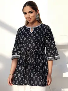 Libas Paisley Printed Keyhole neck Three-Quarter Sleeves Pure Cotton A-Line Kurti