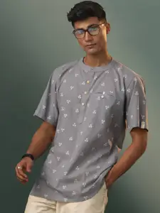 VASTRAMAY Floral Printed Mandarin Collar Straight Short Kurta