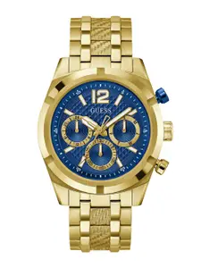 GUESS Men Textured Dial & Stainless Steel Bracelet Style Straps Analogue Watch GW0714G2