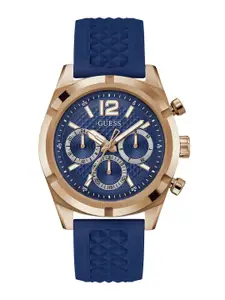 GUESS Men Textured Dial & Silicon Straps Analogue Watch GW0729G3