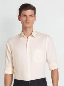 Arrow Long Sleeves Spread Collar Cotton Opaque Formal Shirt