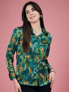 DressBerry Green Relaxed Floral Printed Satin Casual Shirt