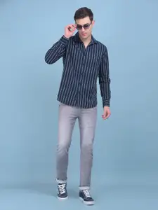 Crimsoune Club Classic Slim Fit Opaque Striped Casual Shirt