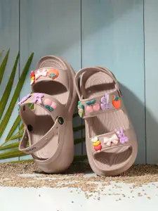 aadi Women Self Design Lightweight Anti Skid Sliders