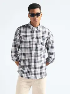 Flying Machine Slim Fit Tartan Checked Cotton Casual Shirt