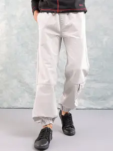 The Indian Garage Co Men Loose Fit Mid Rise Stretchable Cargo Jogger Jeans