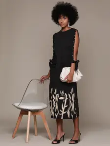 bebe Printed Slit Sleeve A-Line Midi Dress