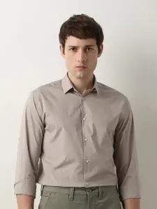 SELECTED Men Slim Fit Opaque Formal Shirt