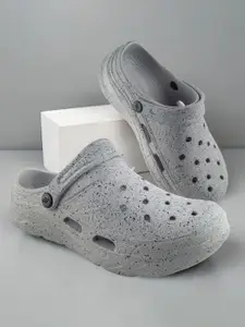 Red Tape Men Rubber Clogs