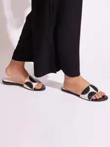 CAI Women Geometric Canvas Flats