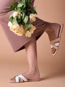 CAI Women Cutout Flats