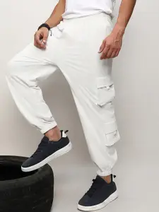 Campus Sutra Men Relaxed Loose Fit Easy Wash Joggers Trousers