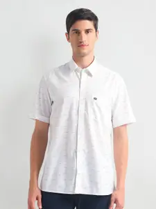 Arrow Sport Men Slim Fit Horizontal Stripes Opaque Striped Casual Shirt