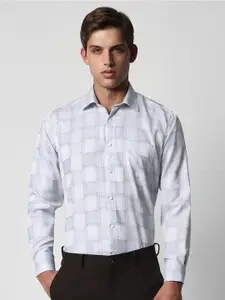 Van Heusen Men Opaque Checked Formal Shirt