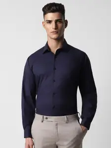 Van Heusen Men Opaque Formal Shirt