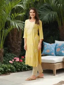 Ishin Women Floral Embroidered Flared Sleeves Kurta