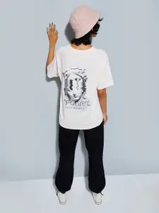 max URB_N Women Printed V-Neck Extended Sleeves Pockets T-shirt