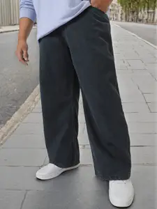 Urbano Plus Men Loose Fit Washed Non-Stretchable Jeans