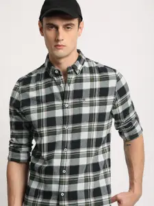 THE BEAR HOUSE Men Checked Slim Fit Button-Down Collar Casual Shirt