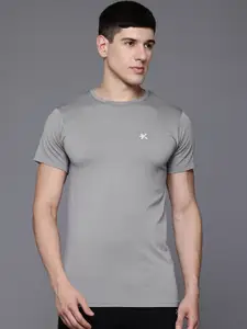 HRX by Hrithik Roshan Men Seamless Antimicrobial Slim Fit Yoga T-shirt
