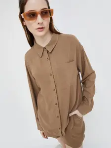 Ginger by Lifestyle Spread Collar Casual Shirt