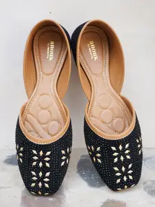 Anouk Embellished Mojaris