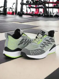 HIROLAS Men FlexKnit Mesh Running Shoes