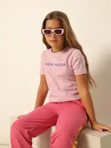Vero Moda Girls Typography Printed Round Neck Cotton Boxy T-shirt