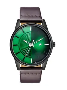 Fastrack Men STUNNERS Textured Dial & Leather Straps Analogue Watch 3305NL01
