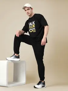 CHKOKKO Printed Short Sleeves T-Shirt With Joggers