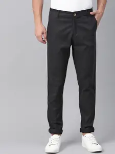 Hubberholme Men Relaxed Regular Fit Cotton Chinos Trousers