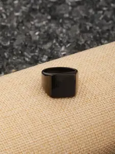Jazz and Sizzle Men Band Finger Ring