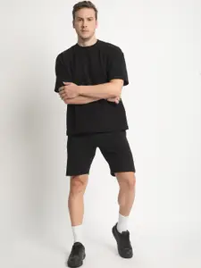 Bene Kleed Self Design T-Shirt & Shorts Co-Ords