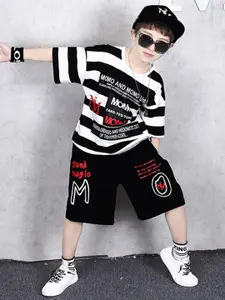 INCLUD Boys Printed T-shirt With Shorts