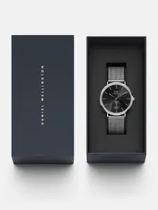 Daniel Wellington Men Stainless Steel Bracelet Style Straps Analogue Watch DW00100711K