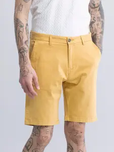 Snitch Men Yellow Slim Fit Mid-Rise Cotton Regular Shorts