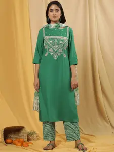 W Ethnic Motifs Embroidered Thread Work Kurta