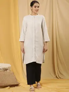 W Striped Mandarin Collar Straight Kurta
