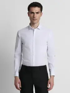 Peter England Slim Fit Micro Checked Spread Collar Long Sleeves Formal Shirt