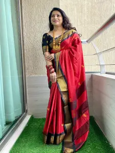 SGF11 Ethnic Motifs Woven Design Zari Kanjeevaram Silk Saree