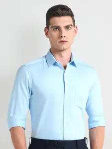 Arrow Classic Fit Twill Weave  Pure Cotton Formal Shirt