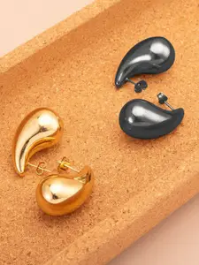 VAGHBHATT Set Of 2 Teardrop Shaped Studs Earrings